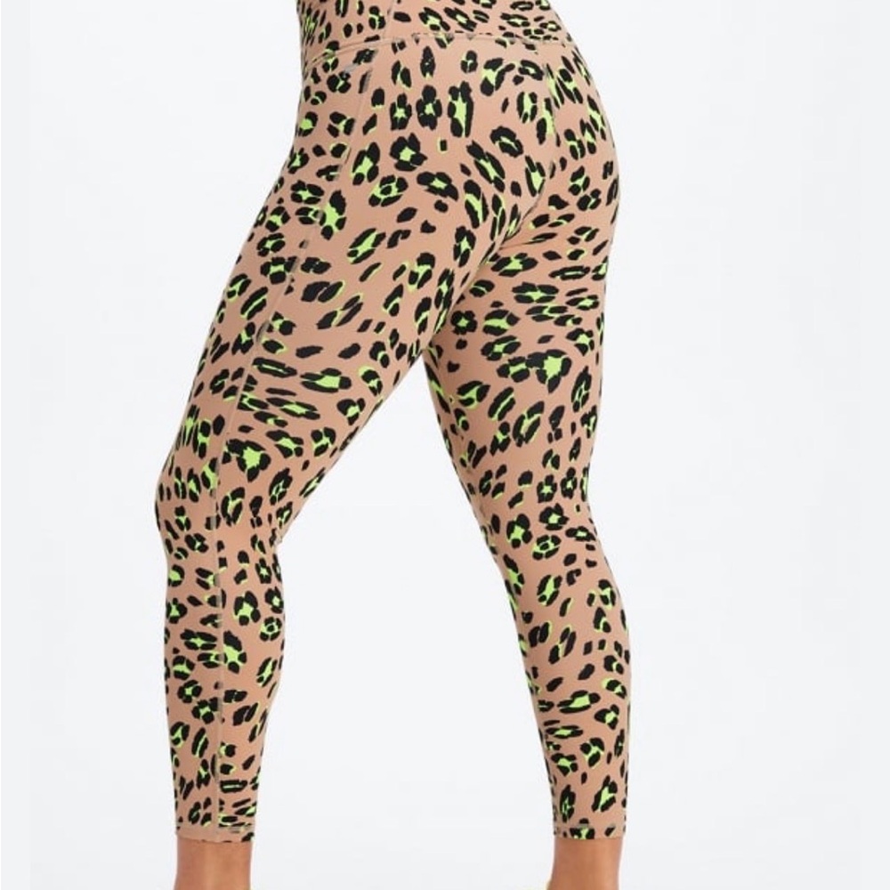 Fabletics Neon Cheetah 🐆 Print PowerHold Leggings- Medium